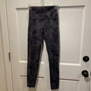 Aerie Chill Play Move floral leggings